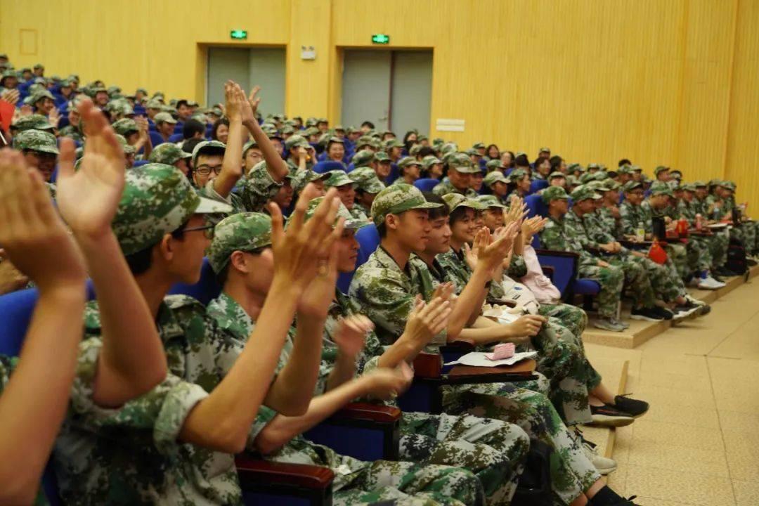 【明天开课】在戏剧中学习生活,再到生活中做更好的自己